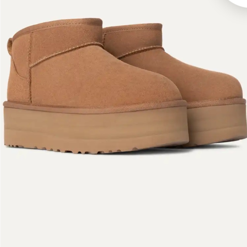 Ugg Classic Ultra Mini Platform boot